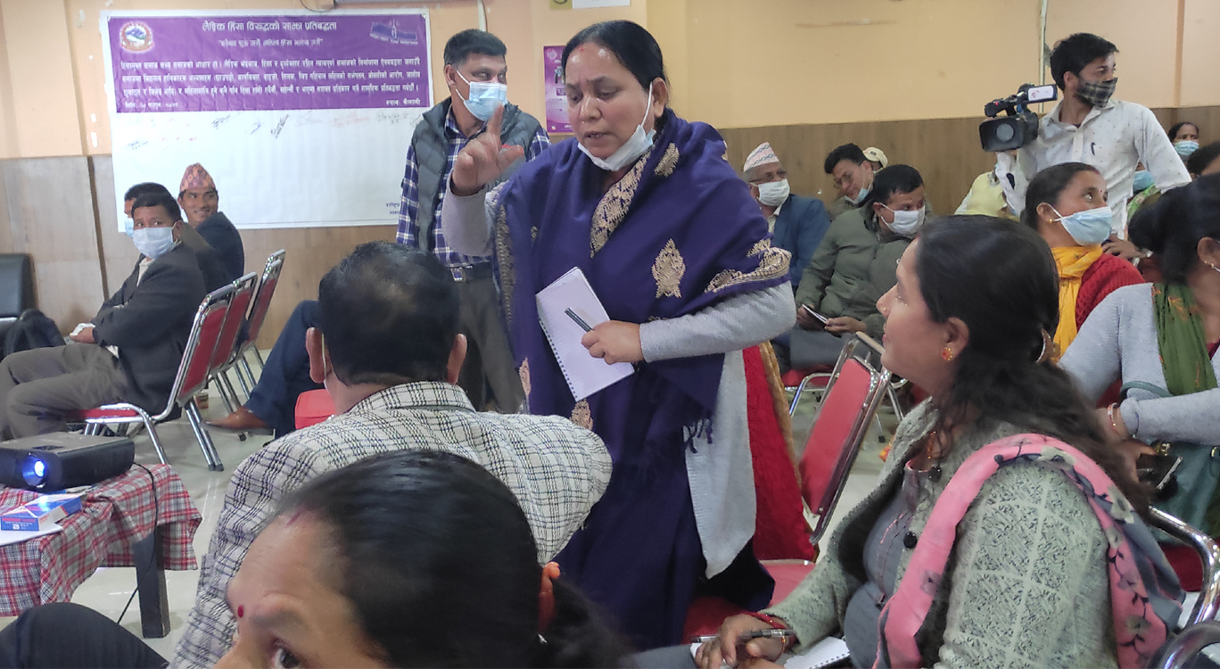 आसन ग्रहण नगराएपछि उपमेयरको आक्रोश- शिलालेखमा ढुंगा हान्ने मै हुँ, अहिले अपमान गर्ने ?